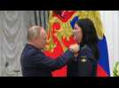 Pour le 8 mars, Poutine célèbre les femmes au service de la Russie