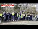 VIDÉO. Près de Lisieux, plus de 150 élèves organisent un blocus devant le lycée Le Robillard
