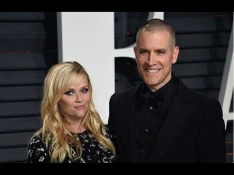 VIDEO : Reese Witherspoon annonce divorcer de Jim Toth aprs 11 ans de mariage