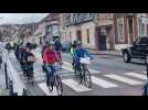 Manifestation de cyclistes militants dans Compiègne