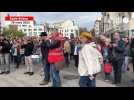 Saint-Brieuc. Manifestation du 28 mars, musiciens et danseurs sur un rond-point