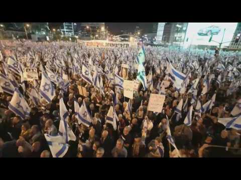 Israelis protest for 15th week against govt's judicial overhaul