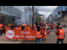 VIDEO. Grève du 13 avril : la suite du cortège arrive en chantant