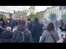 Manifestation : feux de poubelles devant le théâtre Sébastopol