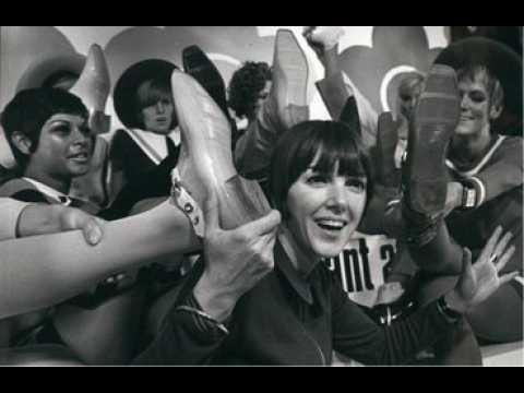 VIDEO : Mary Quant, cratrice de la mini-jupe, nous a quitts  l?ge de 93 ans