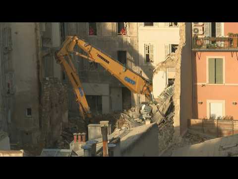 Rescue efforts continue after Marseille building collapse
