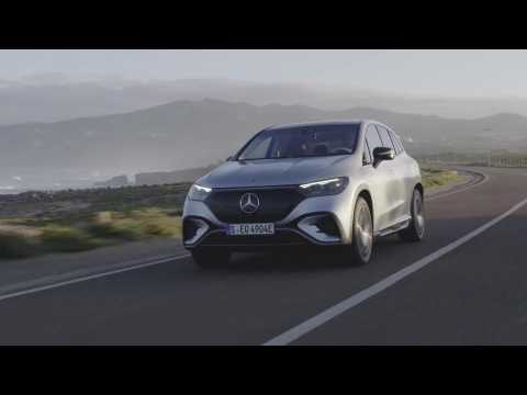 The new Mercedes-Benz EQE 350 4MATIC SUV in high-tech silver Driving Video