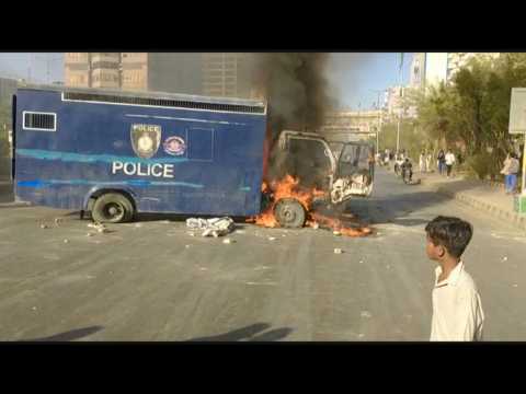 Pakistan: People take to streets in Karachi following Imran Khan's arrest