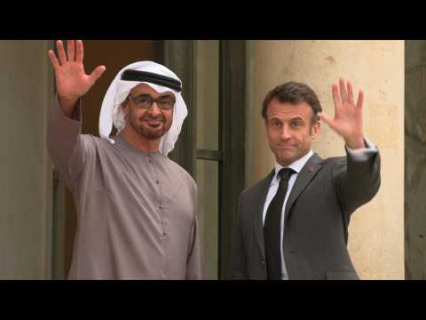 Macron welcomes UAE President Sheikh Mohamed bin Zayed Al-Nahyan
