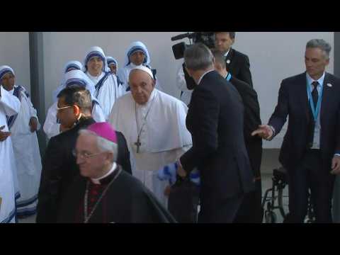 Pope Francis meets poverty-striken at Archdiocese of Marseille