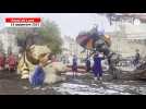 VIDEO. Les chiens de Royal de Luxe se retrouvent pour une sieste royale au pied du château