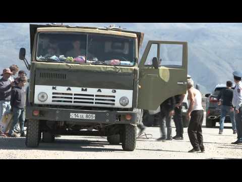 Karabakh refugees continue to arrive in Armenia following Azerbaijan offensive
