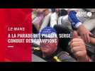 Serge, conducteur sur la parade des pilotes
