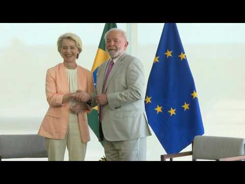 Brazil president meets with European Commission chief in Brasilia