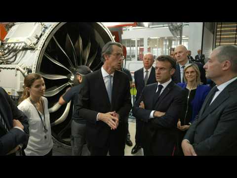 Macron visits Safran to promote green aeronautics industry