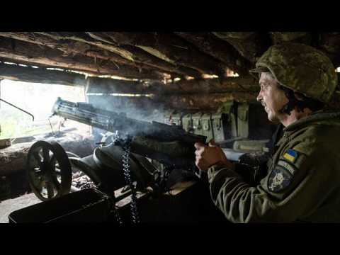 Ukraine war: Spanish premier visits Kyiv as US considers sending cluster bombs