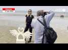 VIDÉO. Katell Quillévéré en séance photos sur la plage au Festival de Cabourg