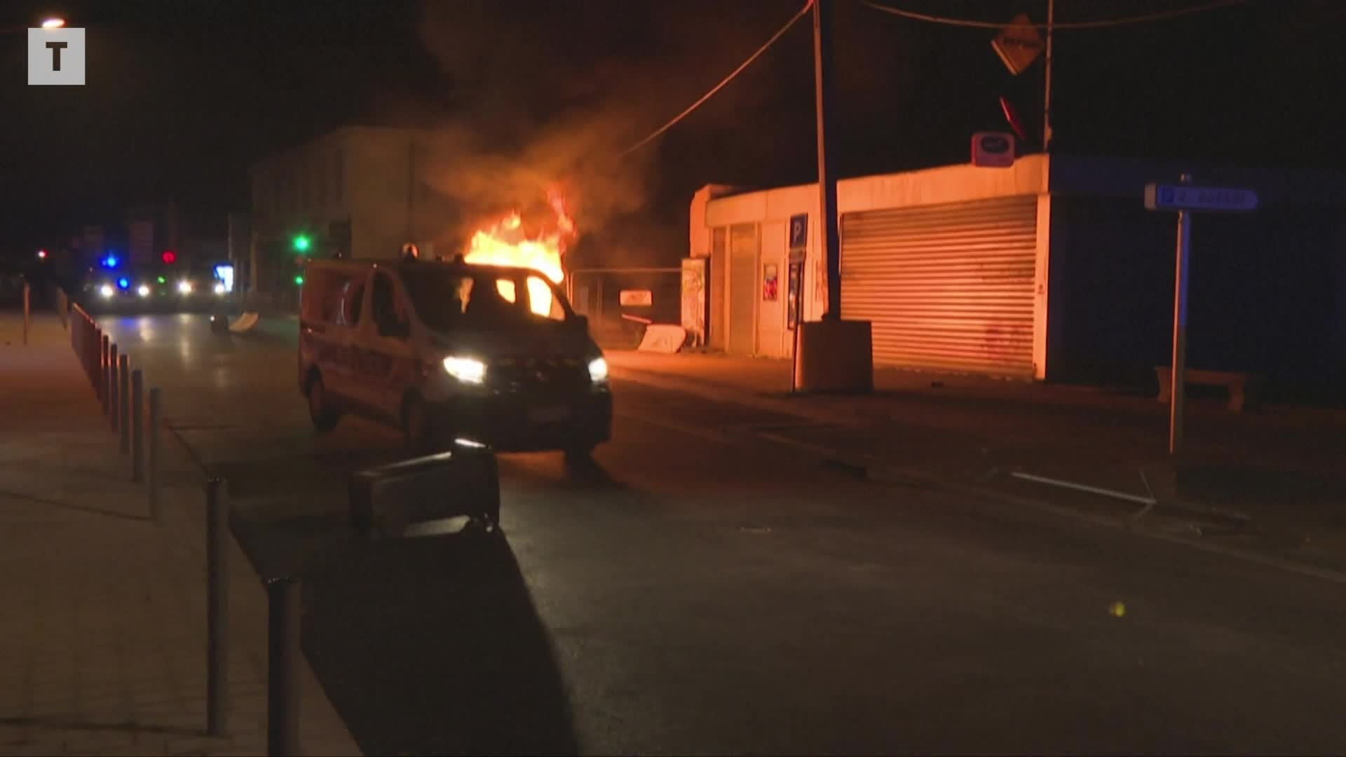 Bus brûlés, magasins pillés : les stigmates des violences urbaines en France [En images]