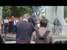 Annecy : le maire François Astorg prend la parole lors du rassemblement républicain