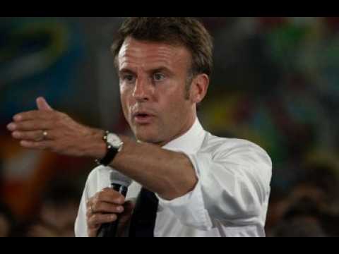 VIDEO :  Marseille, Macron annonce vouloir instaurer le collge de 8h  18h dans les quartiers d...