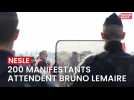 Deux cents manifestants attendent Bruno Lemaire à Nesle