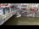 VIDÉO. Un bateau coule dans le centre de Rennes, les pompiers tentent de contenir la pollution