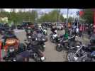 Des motards russes pro-Poutine entament un rallye 