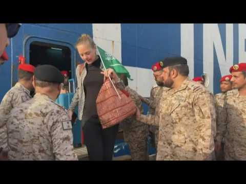 Evacuees fleeing Sudan disembark ship in Saudi Arabia