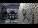A Kiev, une ballerine sur des douilles de balles