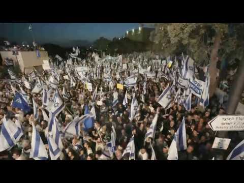 Israelis rally to back controversial reforms