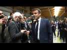 VIDÉO. Emmanuel Macron hué par la foule en Alsace
