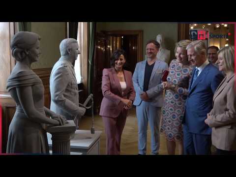 VIDEO : Le Roi Philippe et la Reine Mathilde ont inaugur leurs bustes au Snat