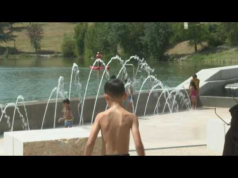 French heatwave: residents of Toulouse in search of fresh air