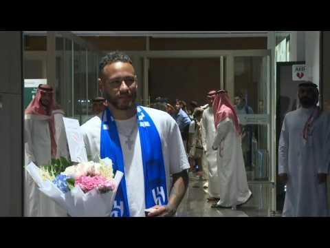 Neymar arrives in Riyadh ahead of Al-Hilal unveiling
