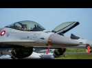 Ukraine : les F-16 seront livrés une fois les pilotes formés