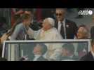 VIDEO. VIsite éclair du pape François à Fatima devant 200 000 fidèles