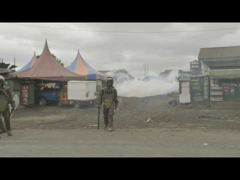 Kenya: police fire tear gas into protests over tax increases