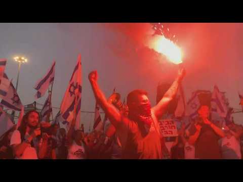 Israelis take to the streets to protest against judicial reform