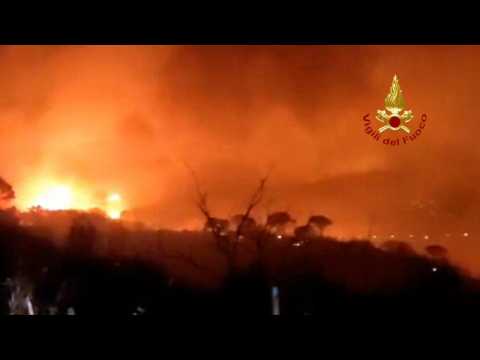 Italian firefighters battle wildfires across Sicily in heatwave