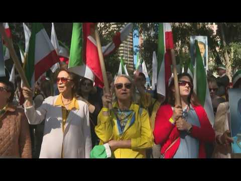 Iranian Americans protest against Raisi outside the UN