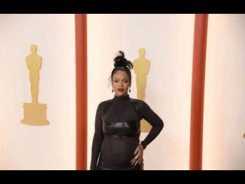 VIDEO : Rihanna : les premires photos de son fils Riot dvoiles
