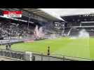 VIDEO. Angers-SCO : des fumigènes sur la pelouse, le match SCO-Toulouse interrompu quelques minutes