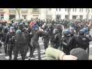 Pensions: Minor clashes between demonstrators and riot police in Paris