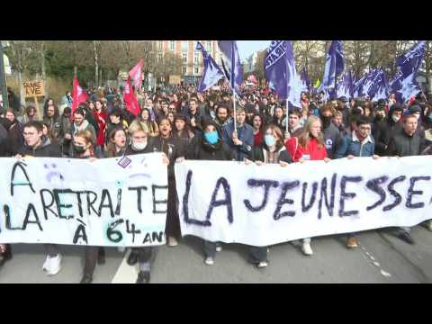 Start of the demonstration in Rennes against Macron's pension plan