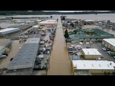 Homes and vehicles under water after California levee breaks