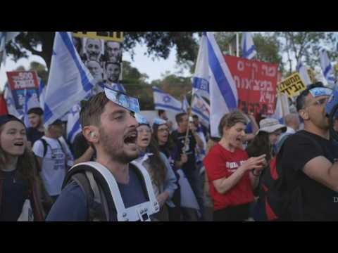Israelis protest govt budget proposal ahead of vote