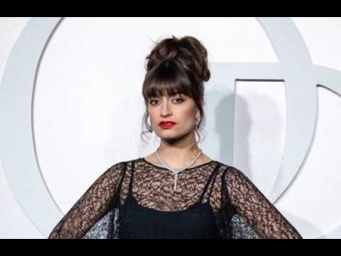 VIDEO : Clara Luciani attend son premier enfant