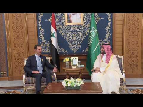 Assad meets Saudi Crown prince on sidelines of Arab summit