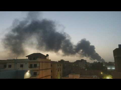 Smoke billows over south Khartoum as fighting continues