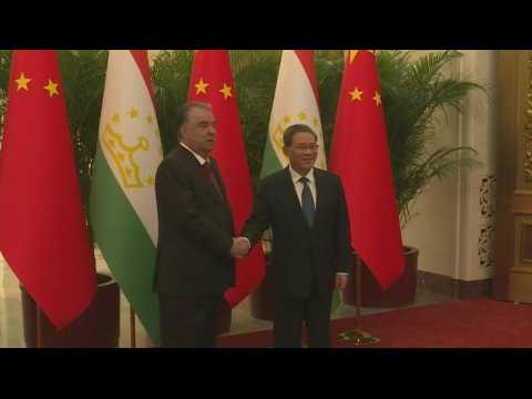 Chinese Premier Li Qiang meets Tajikistan's President Rahmon